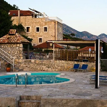Major Cavtat